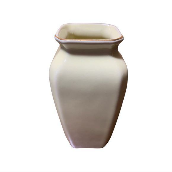 Vintage Shabby Chic Soft Yellow Flowers Gold Rim Floral Vase - Picture 4 of 5